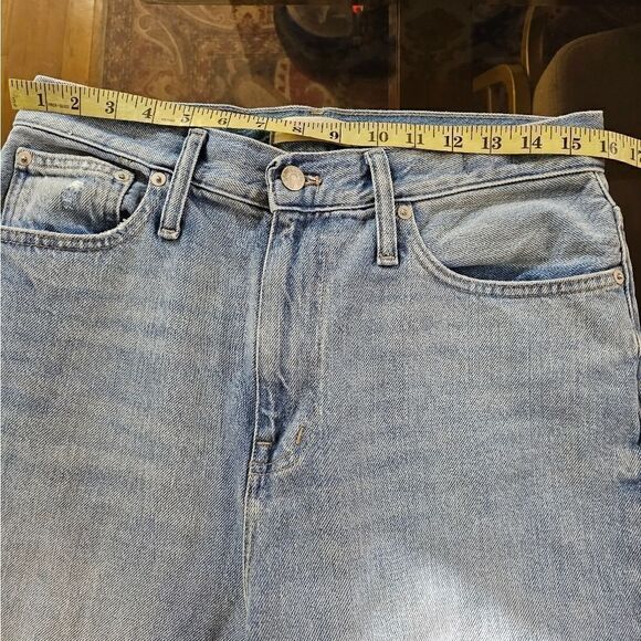 Madewell The Mom Jean High Waist Light Wash Ankle Ripped Distressed Raw Hem 29 - Picture 8 of 13